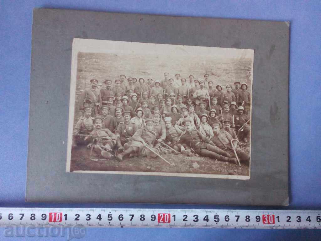 FOTO REGAL VECHE - CARTON - MILITAR, PUSCĂ, SABRA, OFIȚERI, OFIȚER cu preț 25.00 BGN | € 12.78 FOTO REGAL VECHE - CARTON - MILITAR, PUSCĂ, SABRA, OFIȚERI, OFIȚER cu preț 25.00 BGN | € 12.78