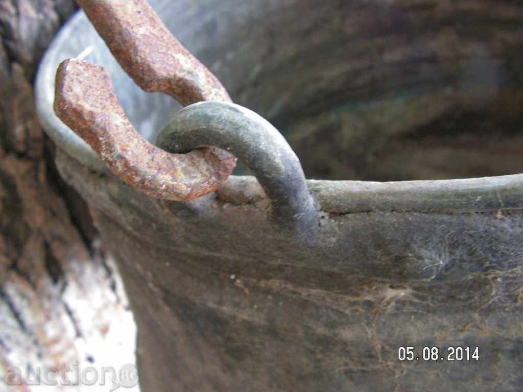 3580. LARGE BAKER PIRATES CALEDISED HONEY AROUND 35 LITERS 5 K - 5 3580. LARGE BAKER PIRATES CALEDISED HONEY AROUND 35 LITERS 5 K - 5