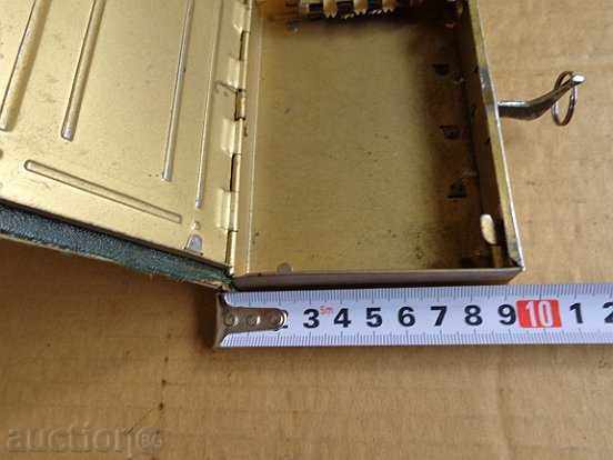 Auction An old secret safe, a cash box, a safe Auction An old secret safe, a cash box, a safe