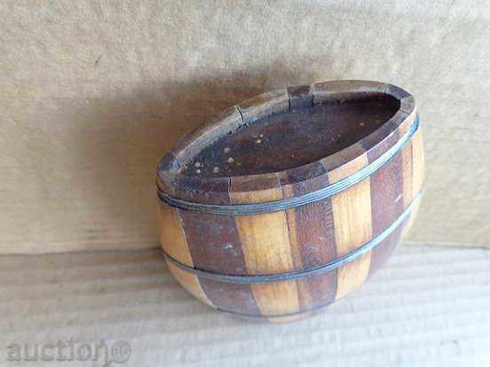 Delivery of Old pepper, barrel, keg, bucket, vase, wooden Delivery of Old pepper, barrel, keg, bucket, vase, wooden