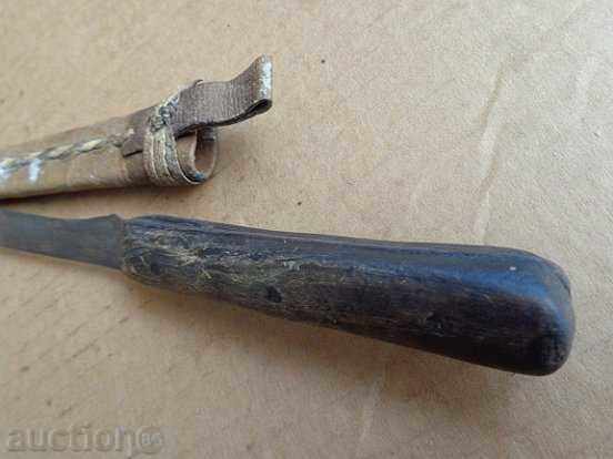 Auction Shepherd's knife with horned knives and leather jug, dagger Auction Shepherd's knife with horned knives and leather jug, dagger