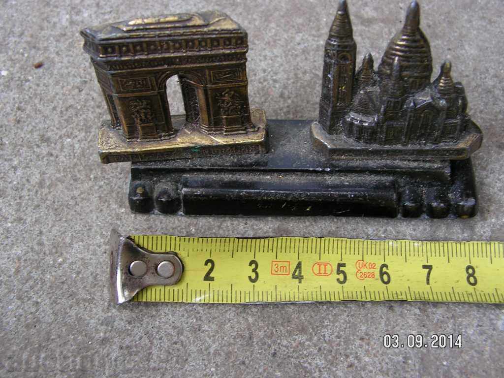 3675. SOUVENIR PARIS FRANCE METAL PARIS FRANCE with price 12.00 BGN | € 6.14 3675. SOUVENIR PARIS FRANCE METAL PARIS FRANCE with price 12.00 BGN | € 6.14