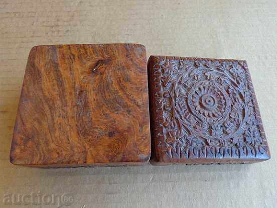 Old walnut box with carved jewelery, jewel, ornaments with price 69.00 BGN | € 35.28 Old walnut box with carved jewelery, jewel, ornaments with price 69.00 BGN | € 35.28