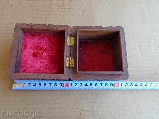 Auction Old walnut box with carved jewelery, jewel, ornaments Auction Old walnut box with carved jewelery, jewel, ornaments