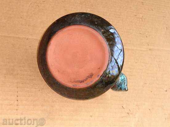 Delivery of Old clay crown, pitcher, ceramics Delivery of Old clay crown, pitcher, ceramics