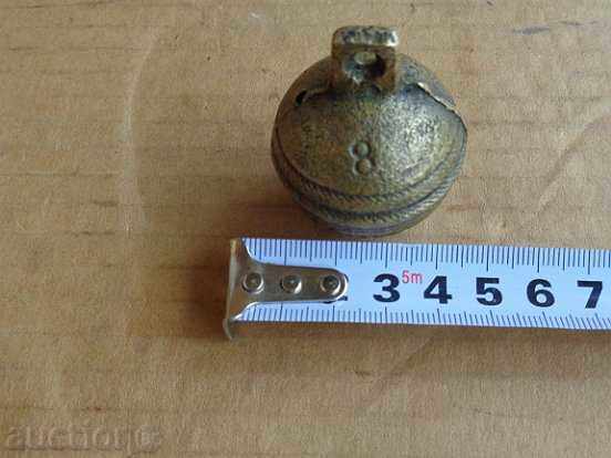 Auction  Bronze bell type nut, bell, bell, clapper