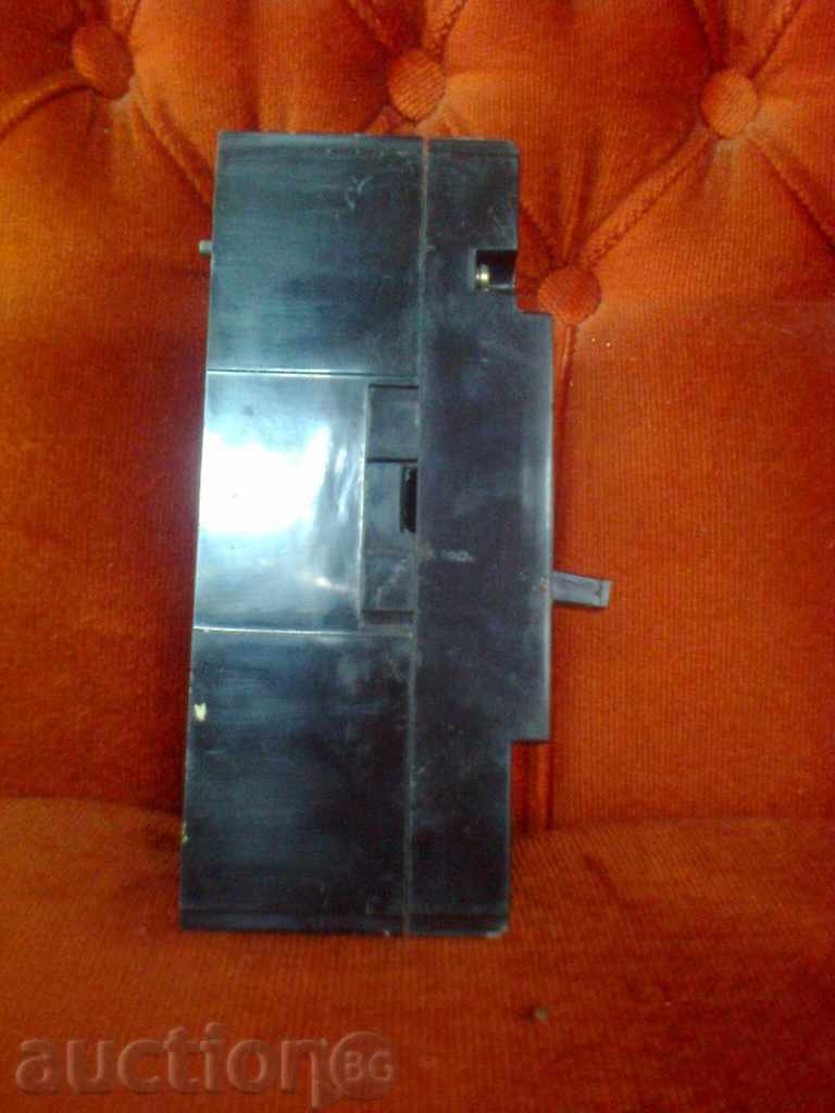 Automatic switch NF 100-SS with price 105.00 BGN | € 53.69