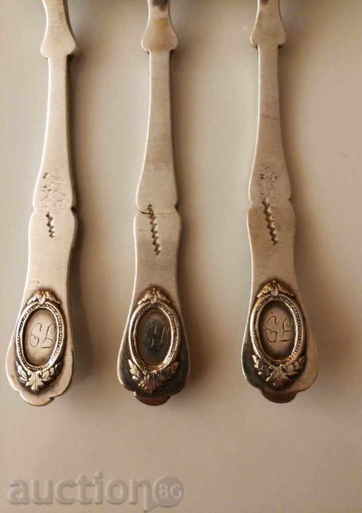 Delivery of SILVER SPOONS