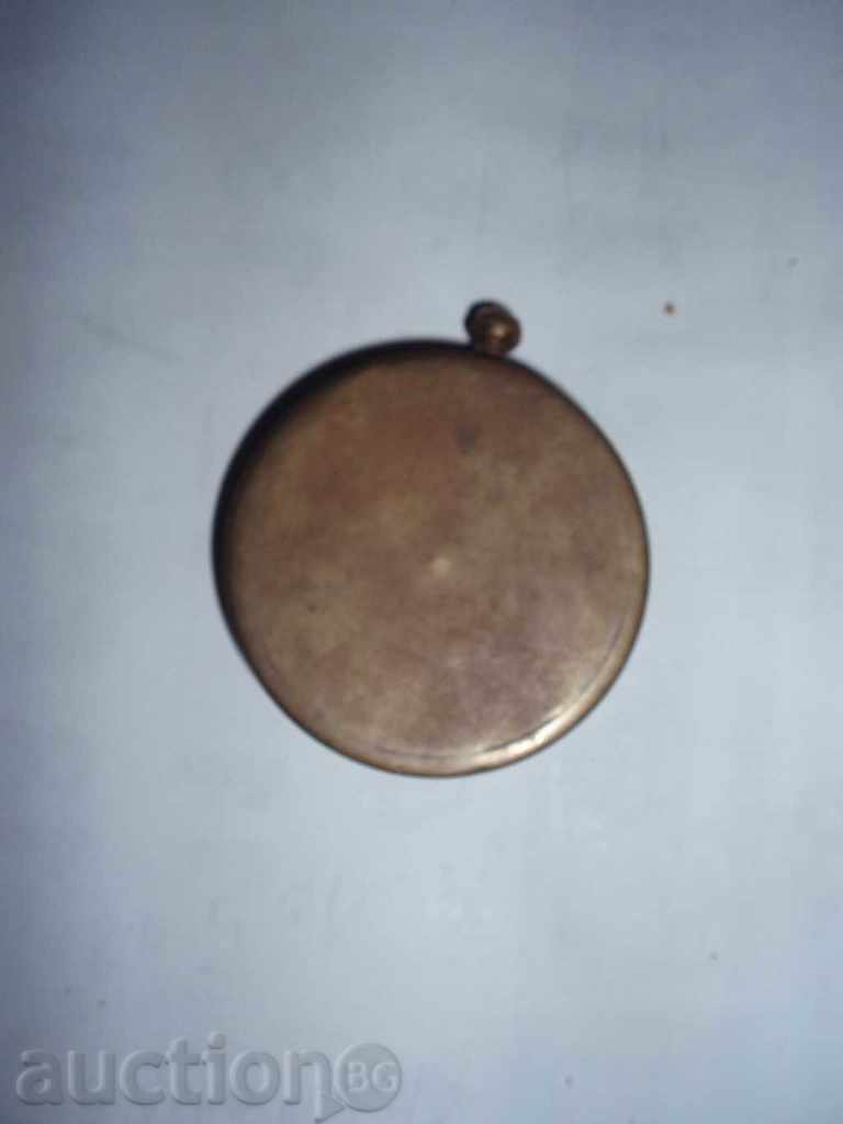An old compass with price 32.00 BGN | € 16.36 An old compass with price 32.00 BGN | € 16.36