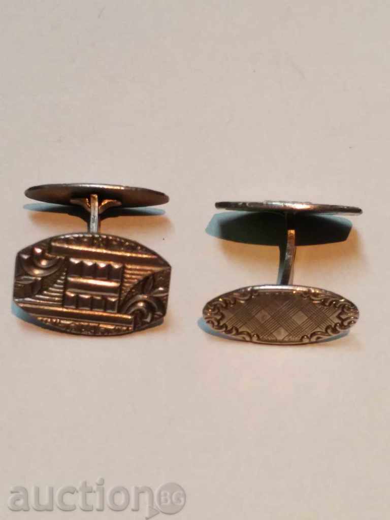 Delivery of OLIVE SILVER SKIRTS