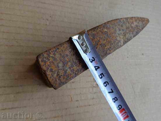 Auction An old stone hammer, a tool, a kink Auction An old stone hammer, a tool, a kink