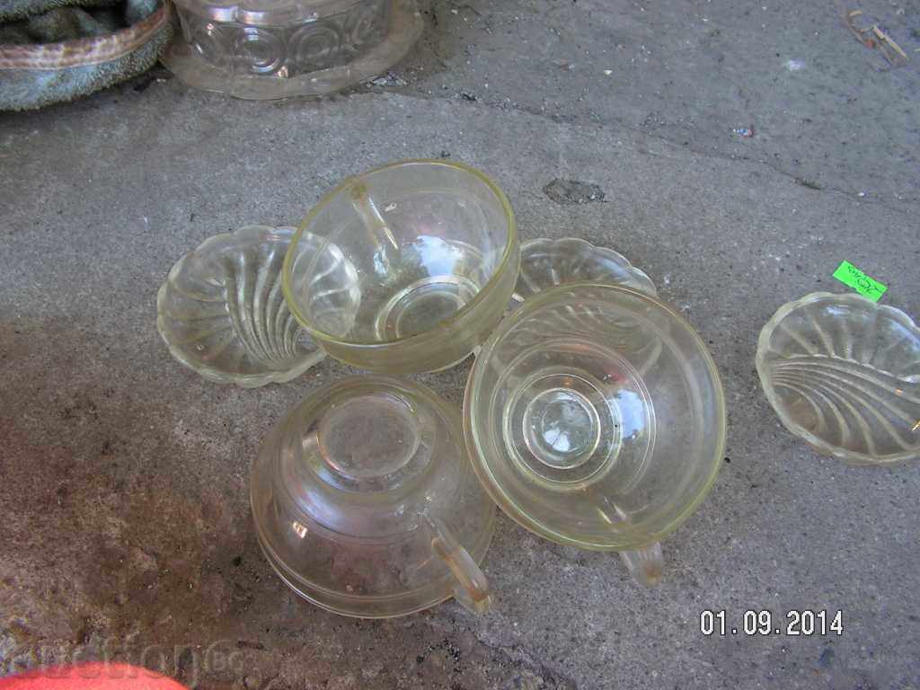 Auction 3667. STAR SERVICE FOR COFFEE TEA MAIZE GLASS Auction 3667. STAR SERVICE FOR COFFEE TEA MAIZE GLASS