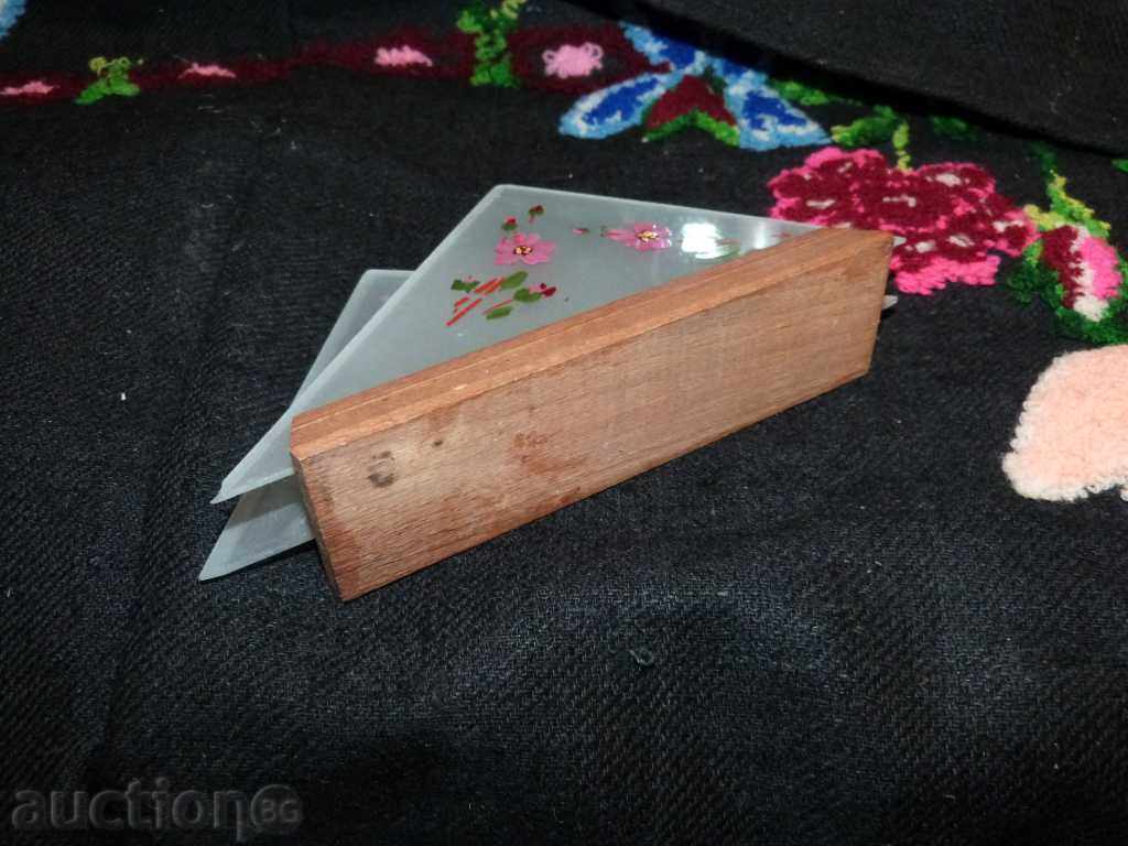 Auction 4404. DRAWING GLASS WOODWORK Auction 4404. DRAWING GLASS WOODWORK