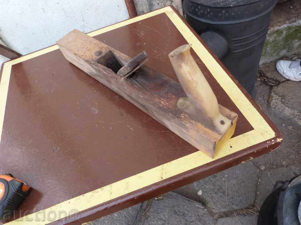 Delivery of 4423. GOLDEN OLIVE WOOD RENDE Delivery of 4423. GOLDEN OLIVE WOOD RENDE