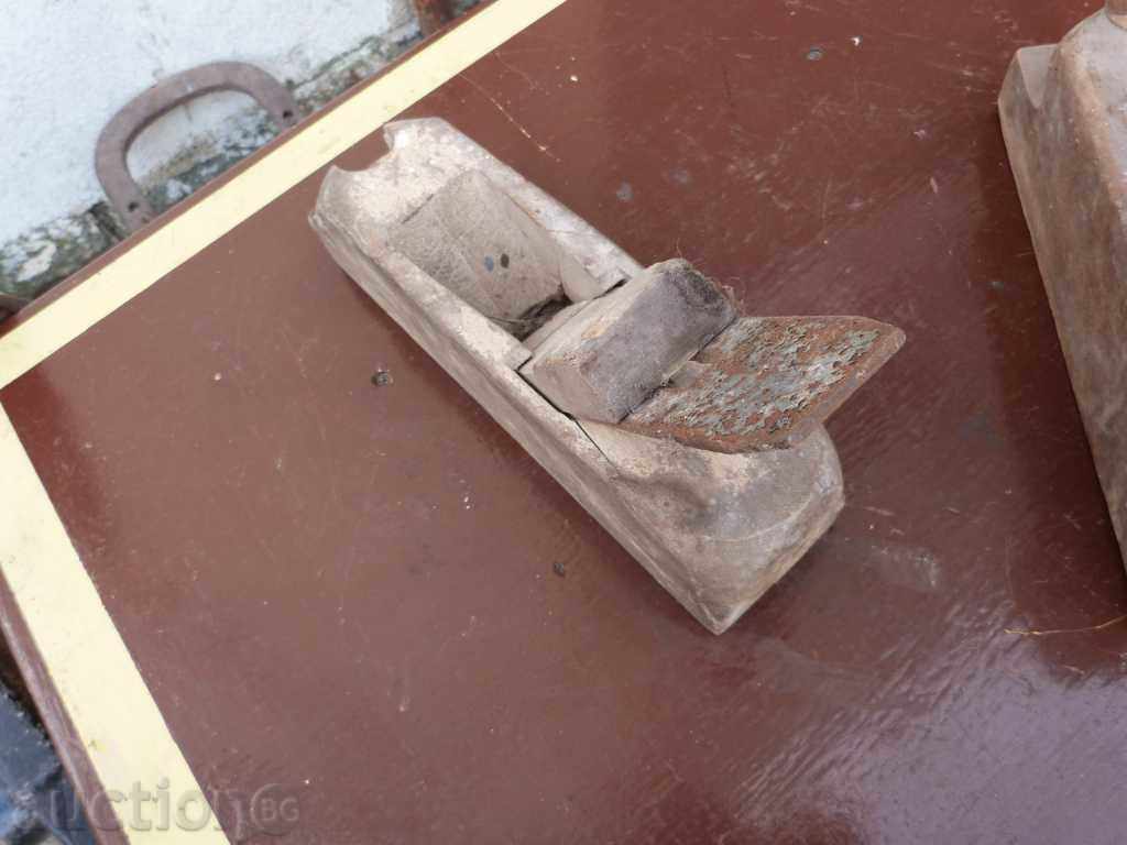 Delivery of 4424. OLIVE WOOD RENDE Delivery of 4424. OLIVE WOOD RENDE