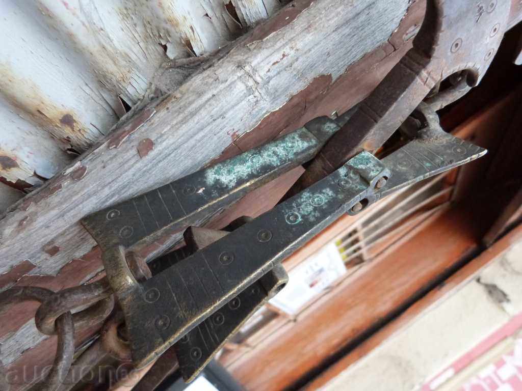 Доставка на 4439. СТАР КАНТАР ТОПУЗЛИЯ ПАЛАНЗА КОВАН С БРОНЗОВИ ЧАСТИ 13