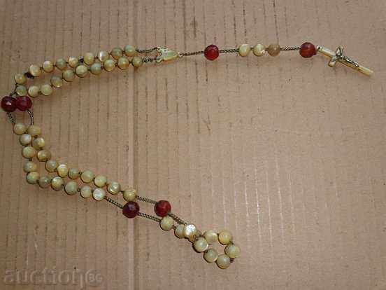 Delivery of Mother-of-pearl and amber necklace from Holy Sepulchre, cross, rosary