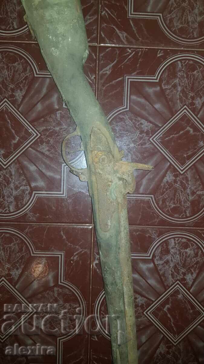 Аукцион стара армейска капсулна пушка Аукцион стара армейска капсулна пушка