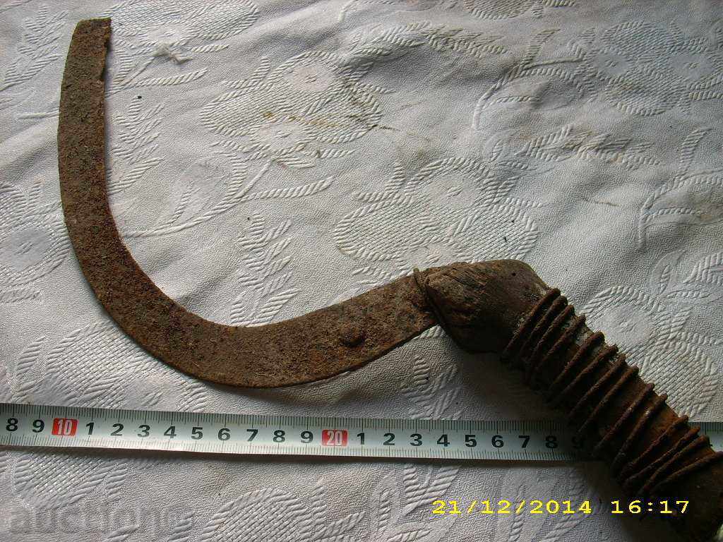 Delivery of Old forged sickle Delivery of Old forged sickle
