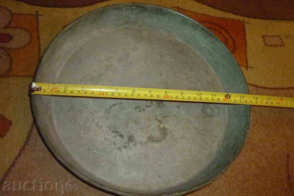 Old pan, copper pot, copper, pan, kettle, kettle with price 66.00 BGN | € 33.75 Old pan, copper pot, copper, pan, kettle, kettle with price 66.00 BGN | € 33.75