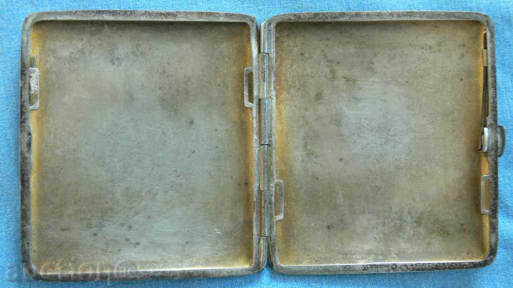 STARA TABAKAERA with price 10.00 BGN | € 5.11 STARA TABAKAERA with price 10.00 BGN | € 5.11