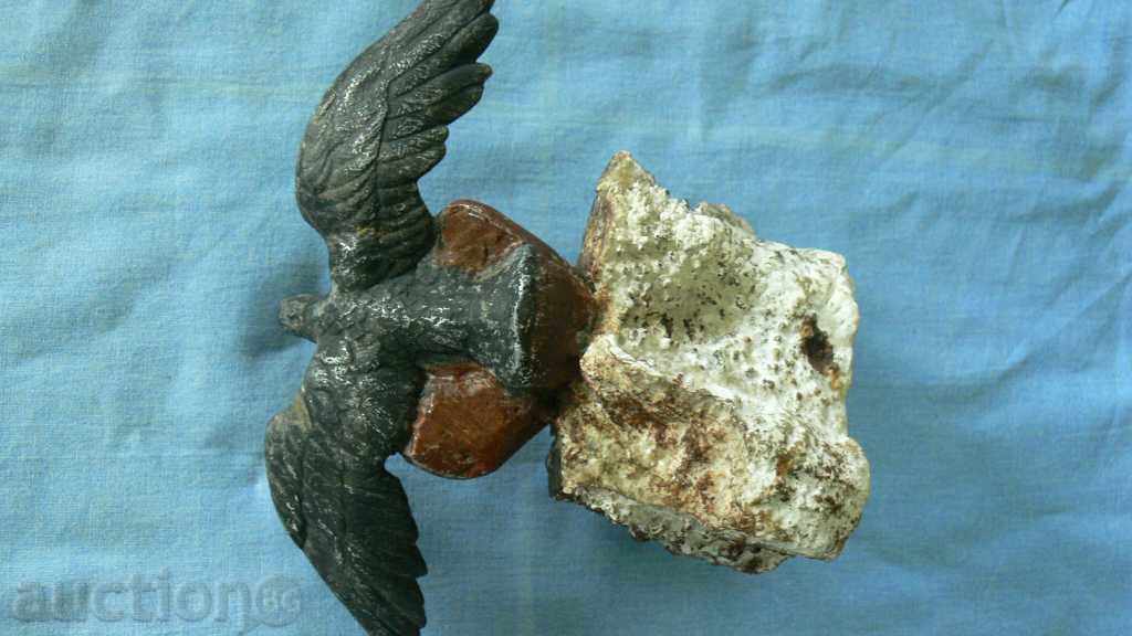 Auction Eagle's Image Auction Eagle's Image