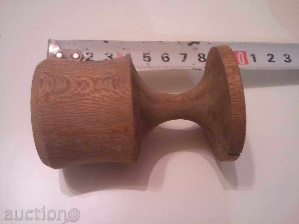 Delivery of wooden cup Delivery of wooden cup