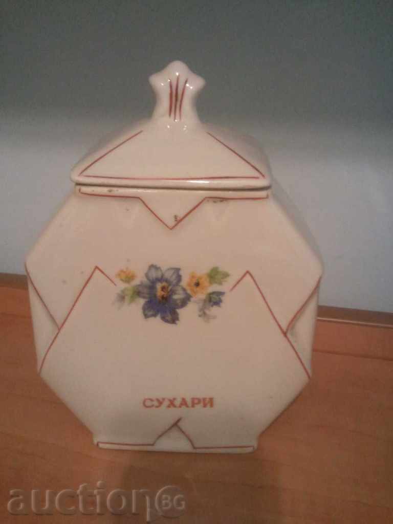 porcelain jar jar EARLY SOCCER SERVICE with price 21.00 BGN | € 10.74 porcelain jar jar EARLY SOCCER SERVICE with price 21.00 BGN | € 10.74