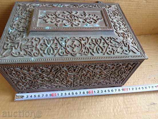 Auction  Jewelry box in Art Deco style, safe, safe