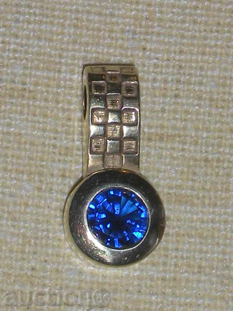 Auction Golden pendant with sapphire.Reddy !!! Auction Golden pendant with sapphire.Reddy !!!