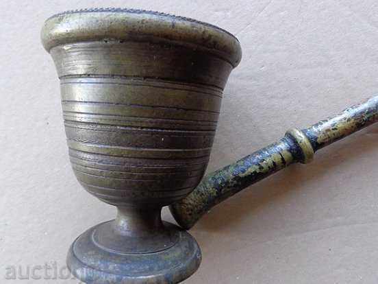 Old pre-volunteer mortar, mortar, chuck, hammer with price 79.00 BGN | € 40.39 Old pre-volunteer mortar, mortar, chuck, hammer with price 79.00 BGN | € 40.39