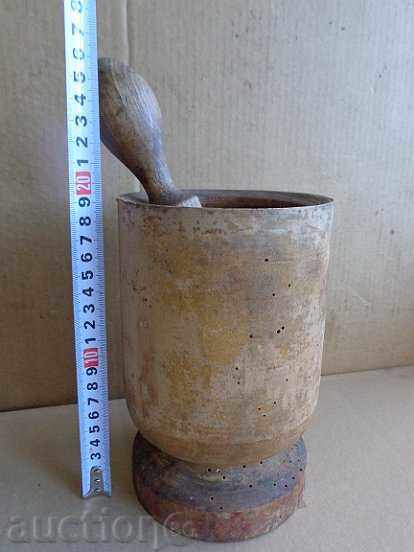 An old wooden mortar with hammer, mortar, chiller, wooden - 5 An old wooden mortar with hammer, mortar, chiller, wooden - 5