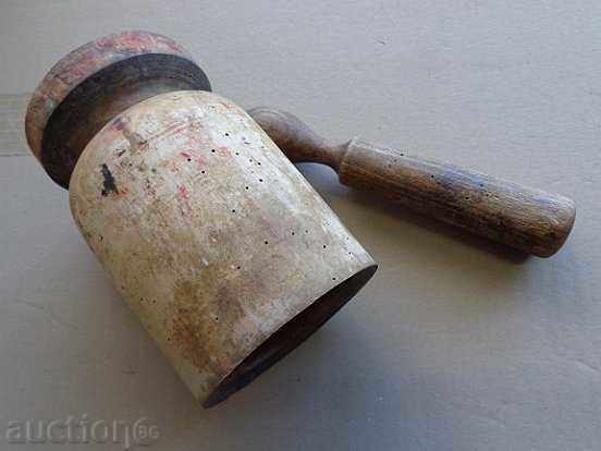 An old wooden mortar with hammer, mortar, chiller, wooden - 6 An old wooden mortar with hammer, mortar, chiller, wooden - 6
