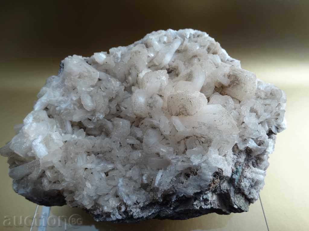 Auction Apophilite Auction Apophilite