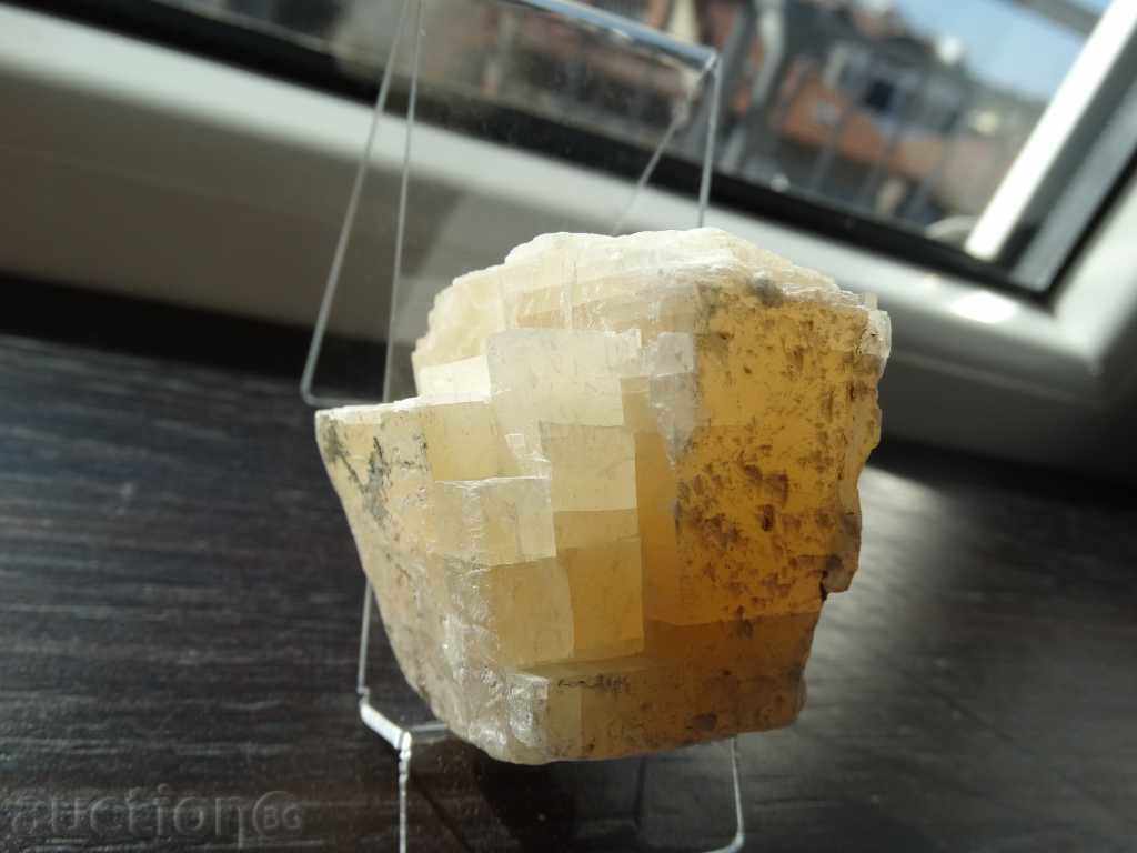calcite with price 15.00 BGN | € 7.67 calcite with price 15.00 BGN | € 7.67