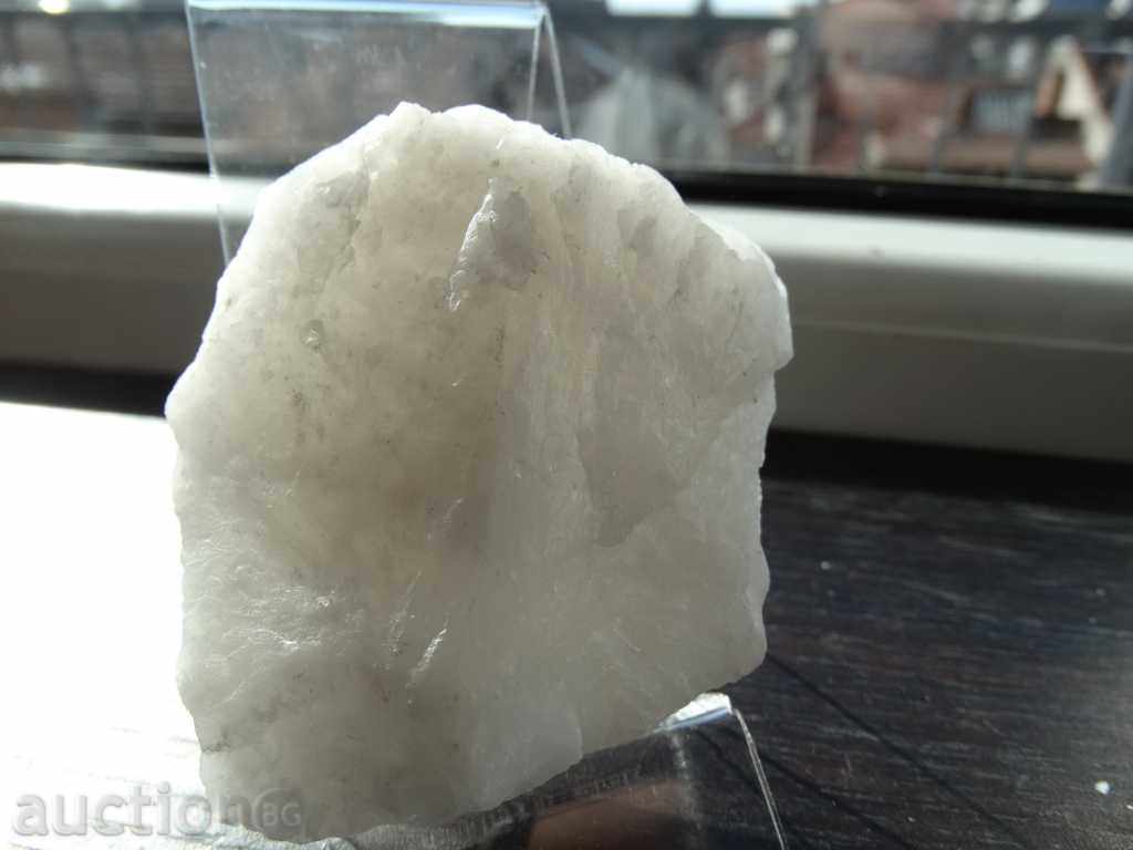 кварц с цена 14.00 лв. | € 7.16 кварц с цена 14.00 лв. | € 7.16