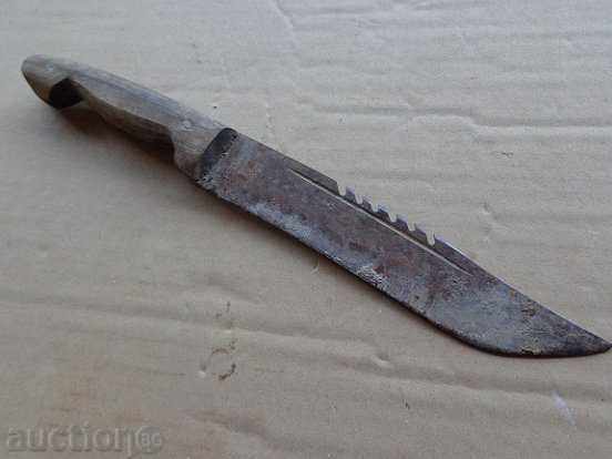 An old knife, a karaoke, a dagger, a blade - 7 An old knife, a karaoke, a dagger, a blade - 7