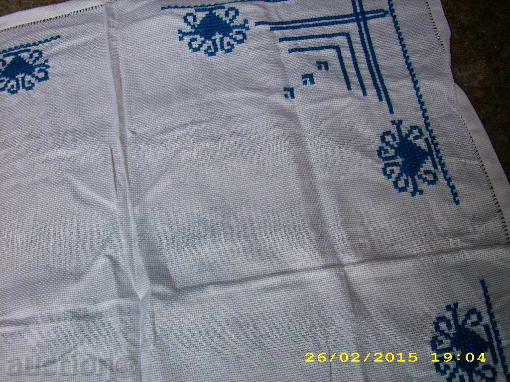 OLD HAND-EYED BOX - 6 OLD HAND-EYED BOX - 6