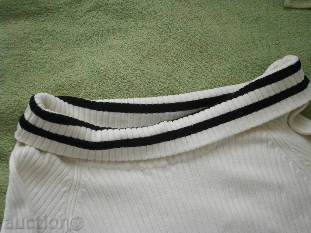 Машинно плетена бяла блуза T A L L Y W E I J L, нова, разме с цена 10.00 лв. | € 5.11 Машинно плетена бяла блуза T A L L Y W E I J L, нова, разме с цена 10.00 лв. | € 5.11