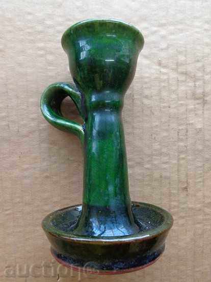 Стар керамичен свещник със зелена гленч