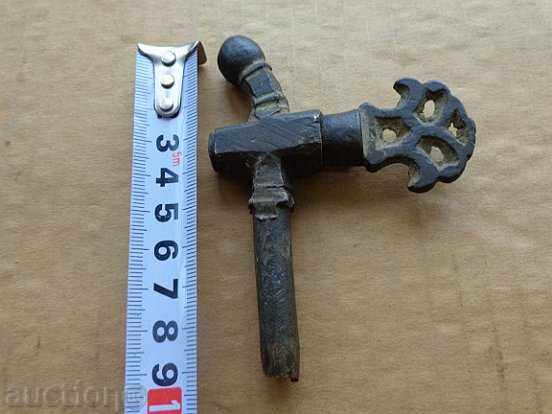 Old bronze crane, a cannon with price 44.00 BGN | € 22.50 Old bronze crane, a cannon with price 44.00 BGN | € 22.50