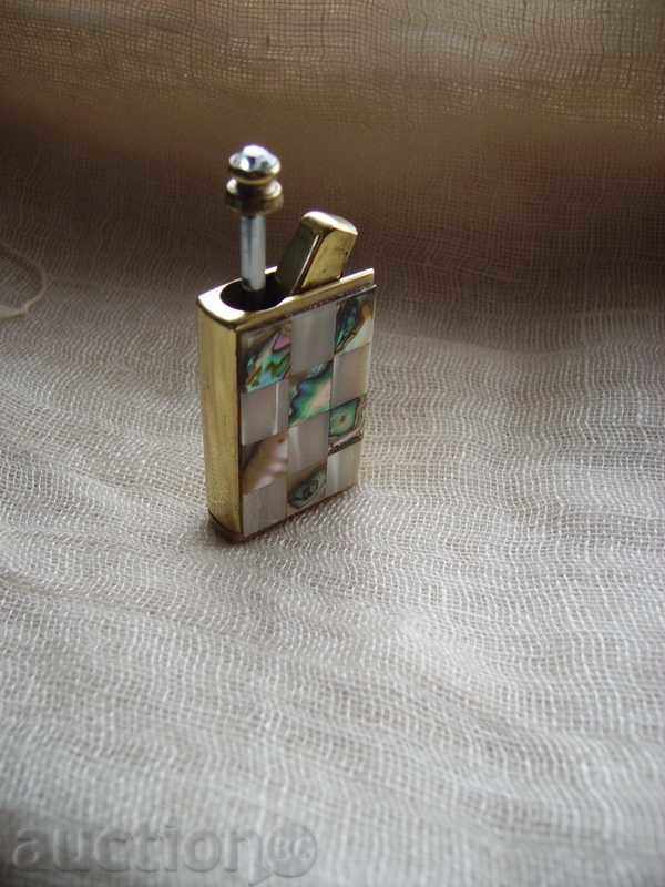 Delivery of I sell a cigarette lighter perfume Delivery of I sell a cigarette lighter perfume