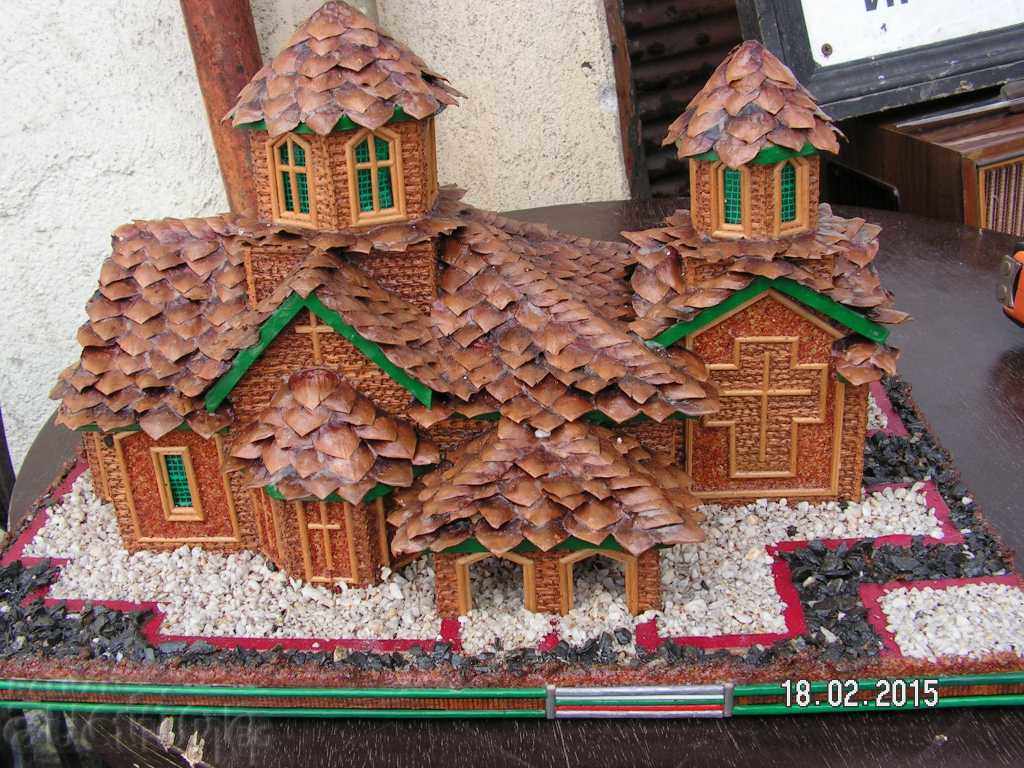 Delivery of 4855. BEAUTIFUL WOODEN CHURCH MODEL