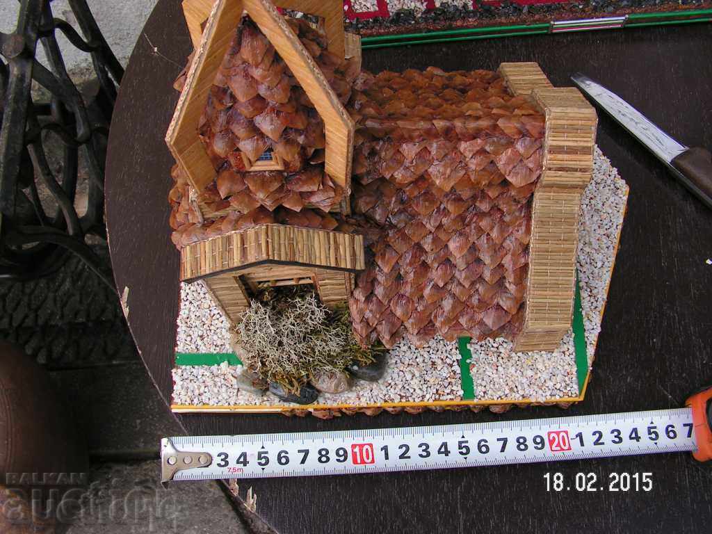 4858. BEAUTIFUL WOODEN CHURCH MODEL - 5 4858. BEAUTIFUL WOODEN CHURCH MODEL - 5