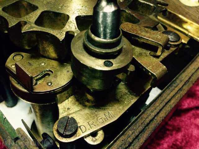 Παράδοση Φορητός ΧΡΟΝΟΓΡΑΦΟΣ για καταγραφή χρόνου πτήσης περιστεριών - 1939