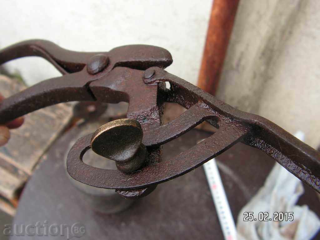 Auction 4905. STEERING CUTTERS FOR TRIOS AND BIKKI MAPS Auction 4905. STEERING CUTTERS FOR TRIOS AND BIKKI MAPS