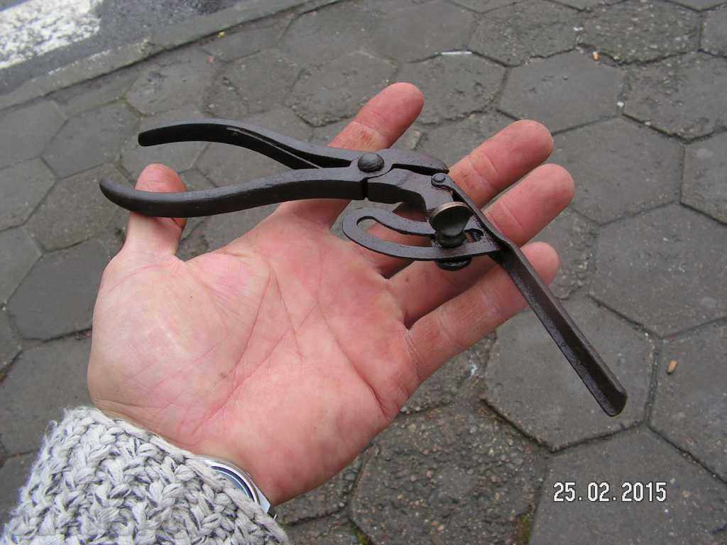 Delivery of 4905. STEERING CUTTERS FOR TRIOS AND BIKKI MAPS Delivery of 4905. STEERING CUTTERS FOR TRIOS AND BIKKI MAPS