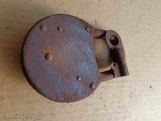 An old padlock, a catan, a coat, a latch, a lock - 5 An old padlock, a catan, a coat, a latch, a lock - 5