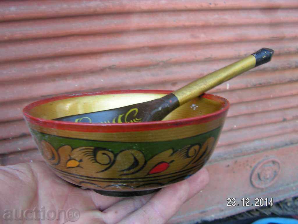 4562. OLD RUSSIAN DRESSED WOODEN WOOD AND CUP USSR with price 8.00 BGN | € 4.09 4562. OLD RUSSIAN DRESSED WOODEN WOOD AND CUP USSR with price 8.00 BGN | € 4.09