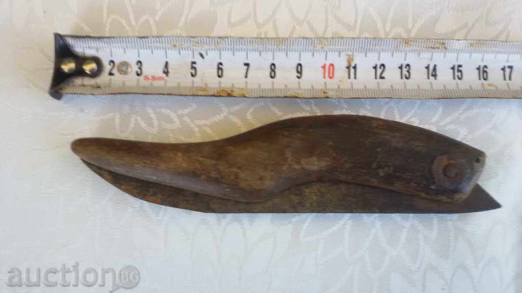 Auction knife jay Auction knife jay